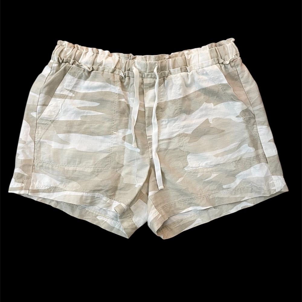 EUC Splendid Camo Shorts XS